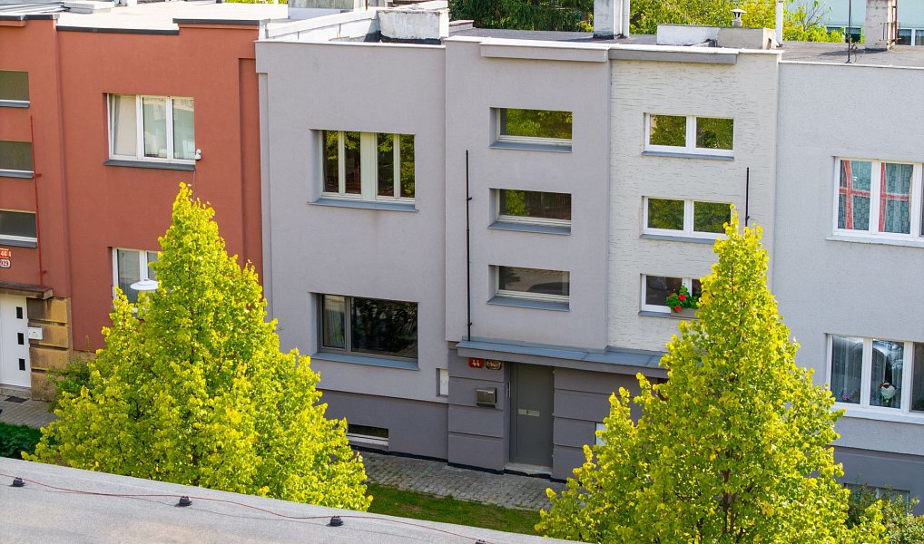 Prodej domu 220 m² s pozemkem 290 m², Plzeň – náhled fotky 2
