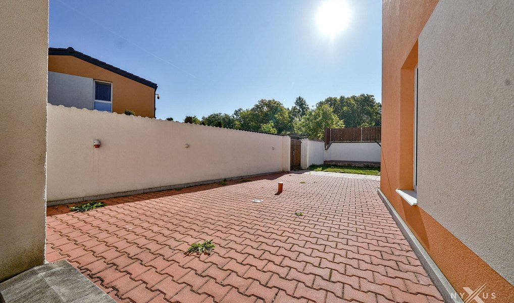 Pronájem domu 117 m² s pozemkem 306 m², Hostouň – náhled fotky 28