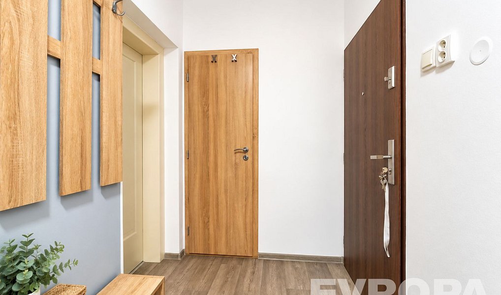 Prodej bytu 2+kk 60 m², Jilemnice – náhled fotky 8
