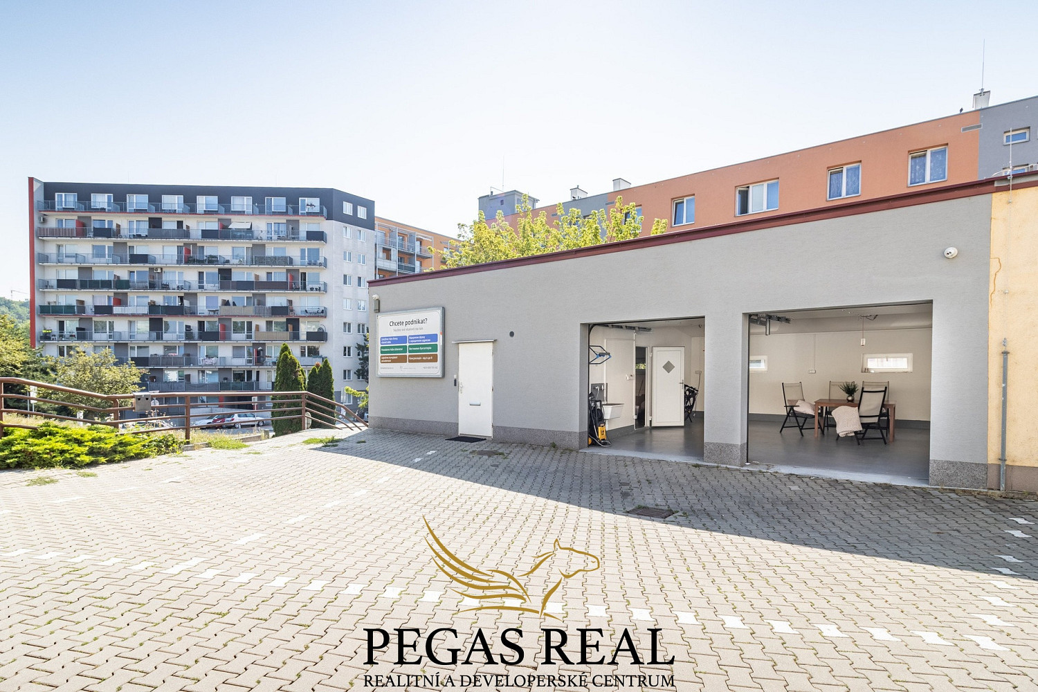 Pronájem kanceláře 83 m² – fotografie 2