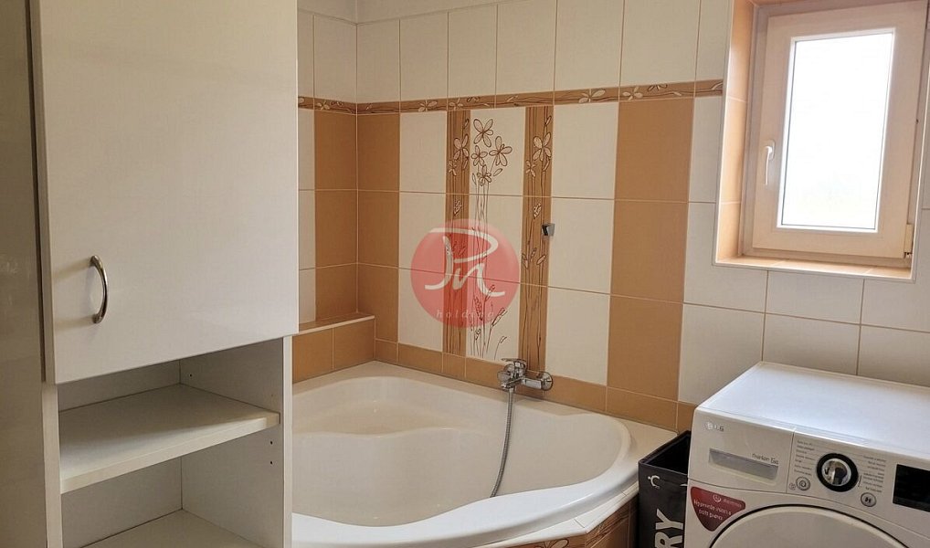 Prodej domu 156 m² s pozemkem 556 m², Veltruby – náhled fotky 4