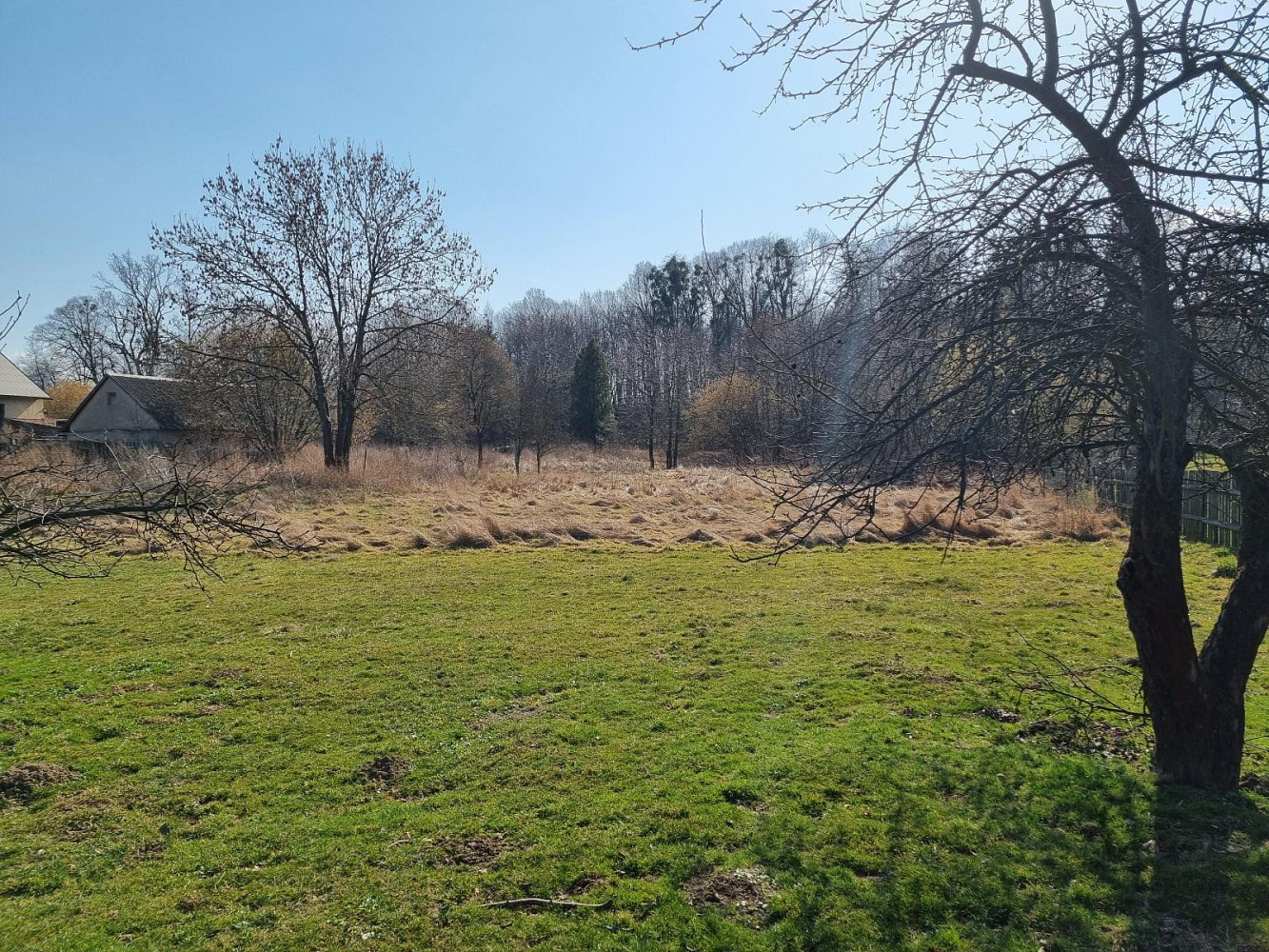 Prodej stavebního pozemku 1 102 m²