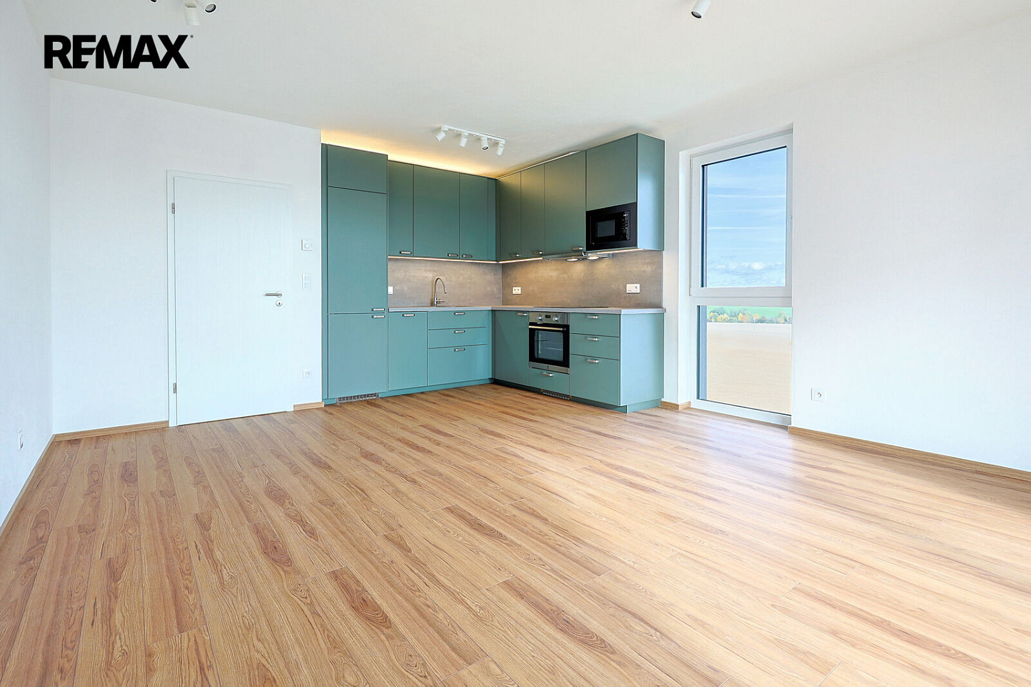 Pronájem bytu 2+kk 51 m² – fotografie 5