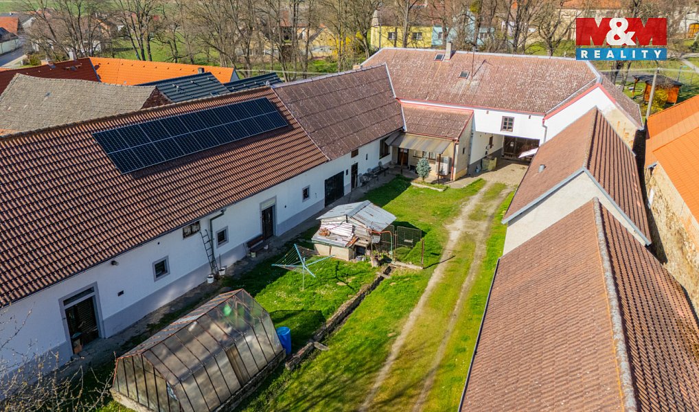 Prodej domu 195 m² s pozemkem 7 046 m², Dříteň – náhled fotky 9