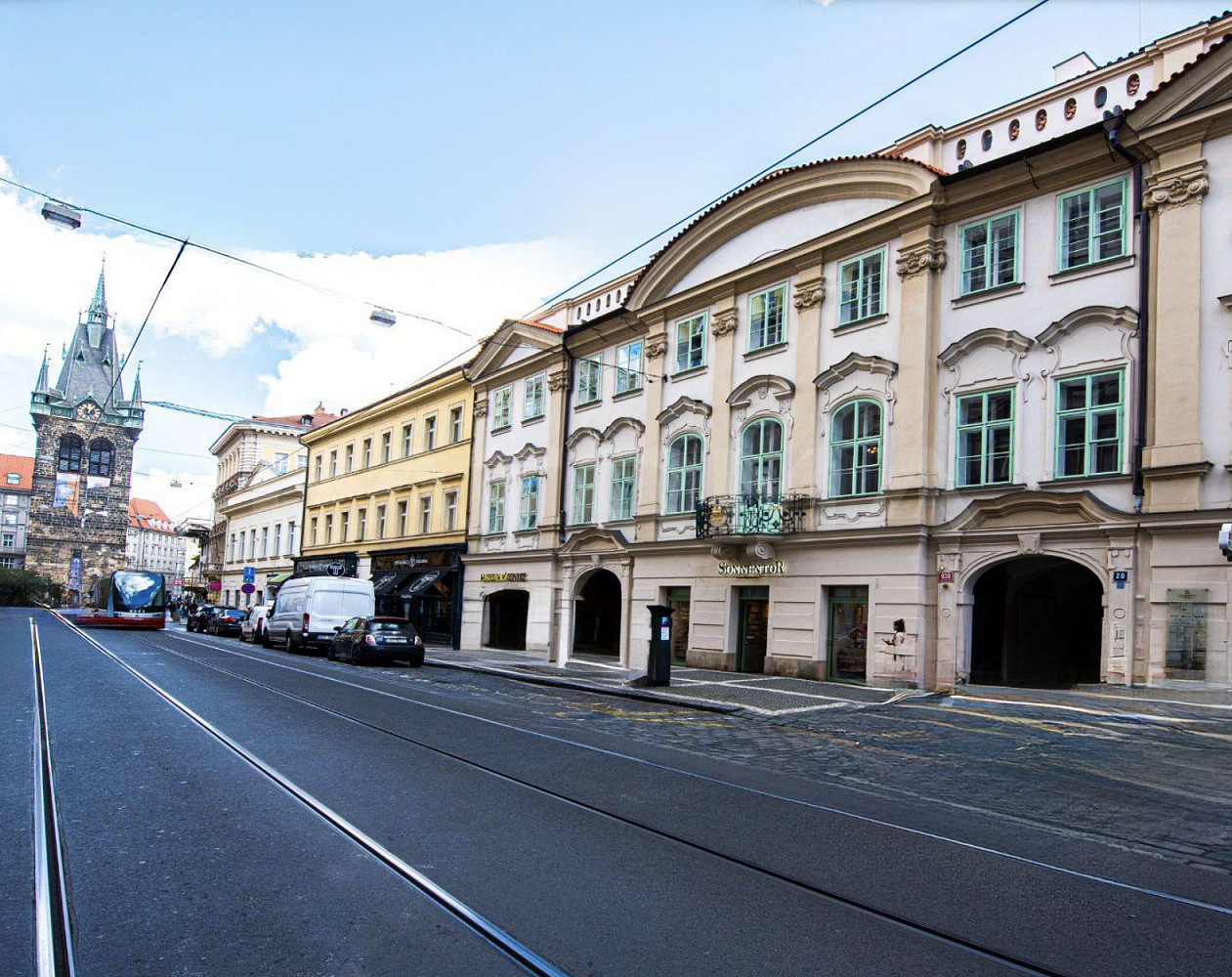 Pronájem kanceláře 297 m²