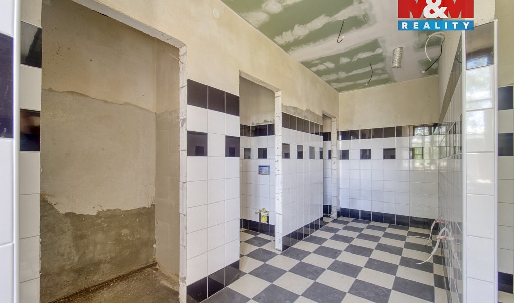 Prodej ubytovacího objektu 1 614 m², Červené Poříčí – náhled fotky 7
