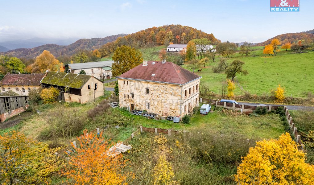 Prodej domu 580 m² s pozemkem 883 m², Povrly – náhled fotky 24