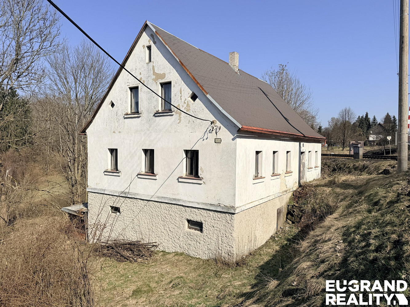 Prodej domu 198 m² s pozemkem 923 m² – fotografie 3