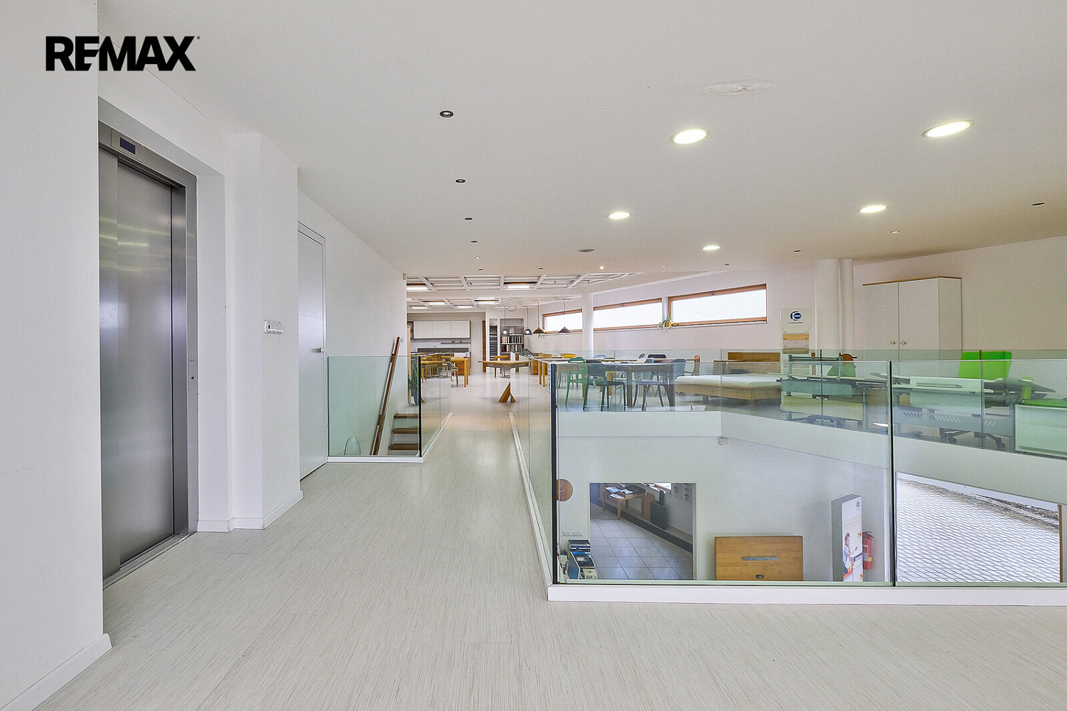 Pronájem obchodních prostor 97 m² – fotografie 5