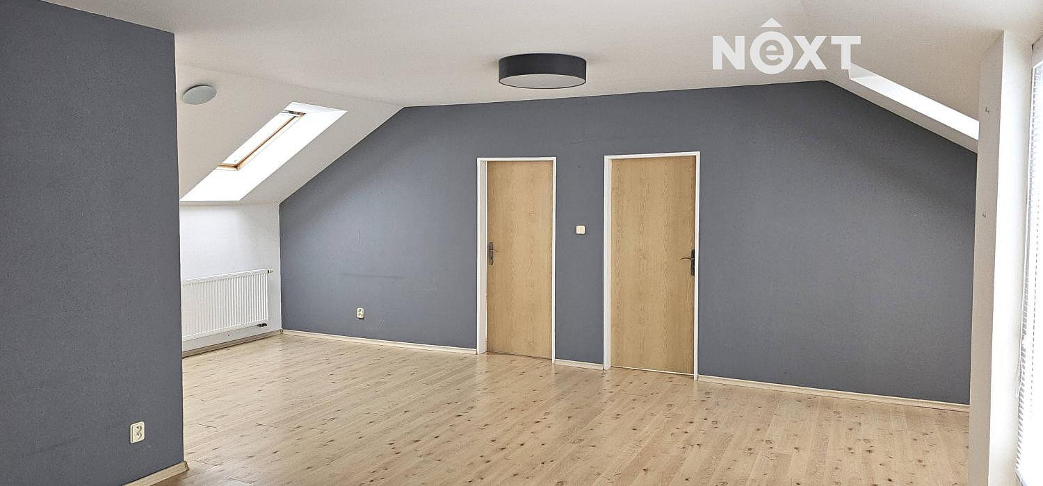 Pronájem bytu 4+kk 130 m² – fotografie 2