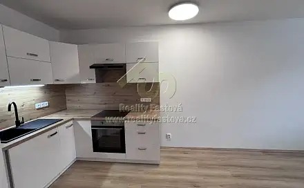 Pronájem bytu 2+kk 44 m²