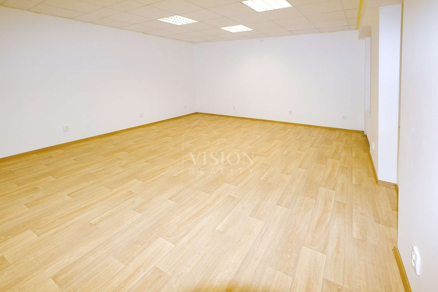 Pronájem kanceláře 30 m² – fotografie 3