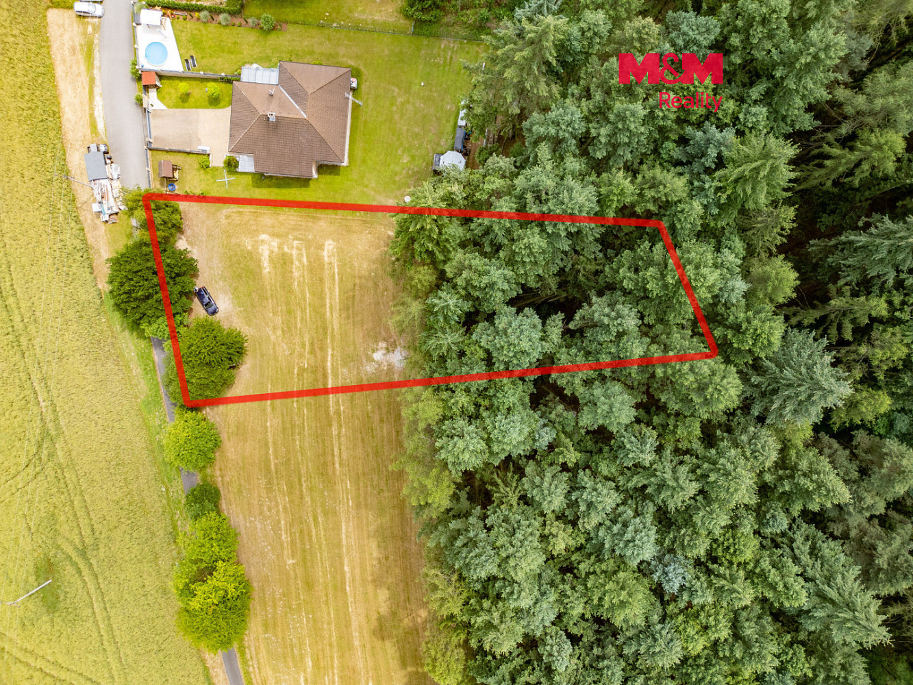 Prodej stavebního pozemku 1 913 m²