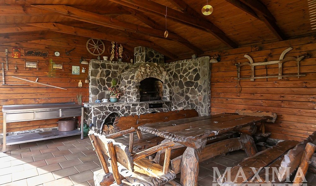 Prodej domu 348 m² s pozemkem 1 135 m², Sulice – náhled fotky 25