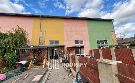 Prodej domu 160 m² s pozemkem 188 m², Dlouhá, Lenešice, okres Louny