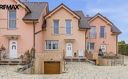 Prodej domu 213 m² s pozemkem 290 m², Čs. armády, Pletený Újezd, okres Kladno