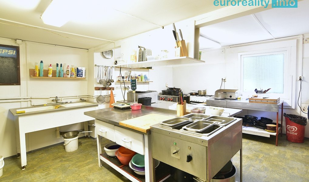 Prodej restaurace 196 m², Doksy – náhled fotky 5