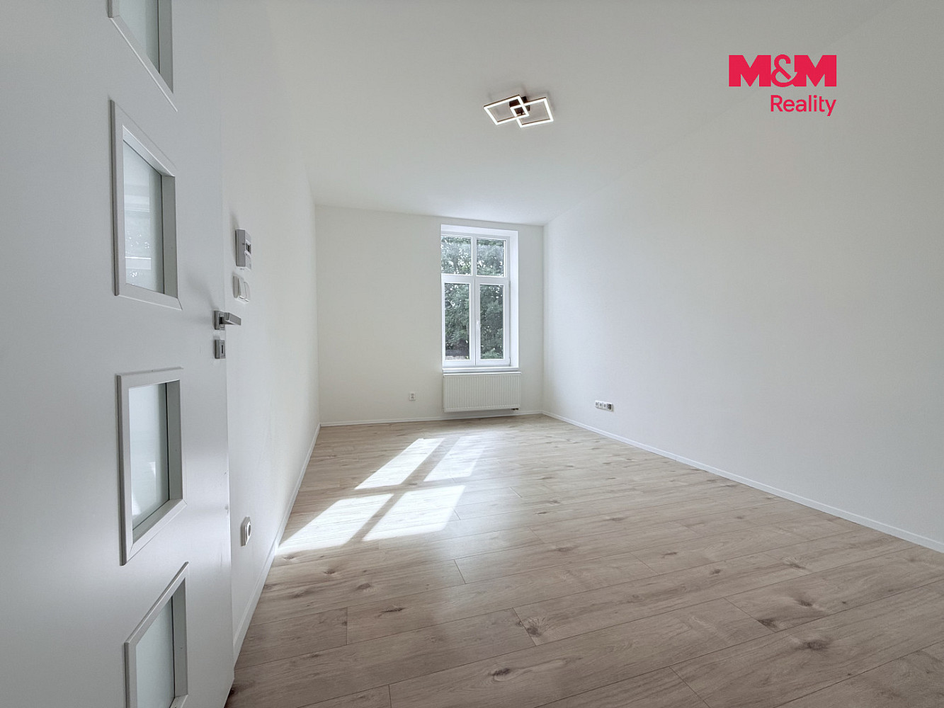 Pronájem bytu 1+kk 26 m² – fotografie 4