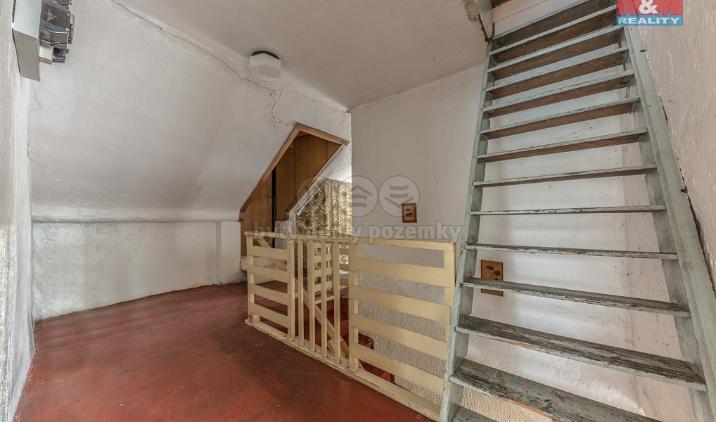 Prodej domu 246 m² s pozemkem 605 m², Jesenný – náhled fotky 17
