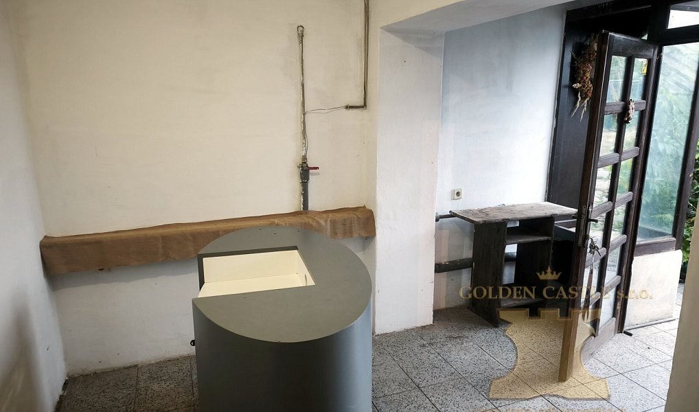 Pronájem obchodních prostor 100 m², Chotoviny – náhled fotky 4