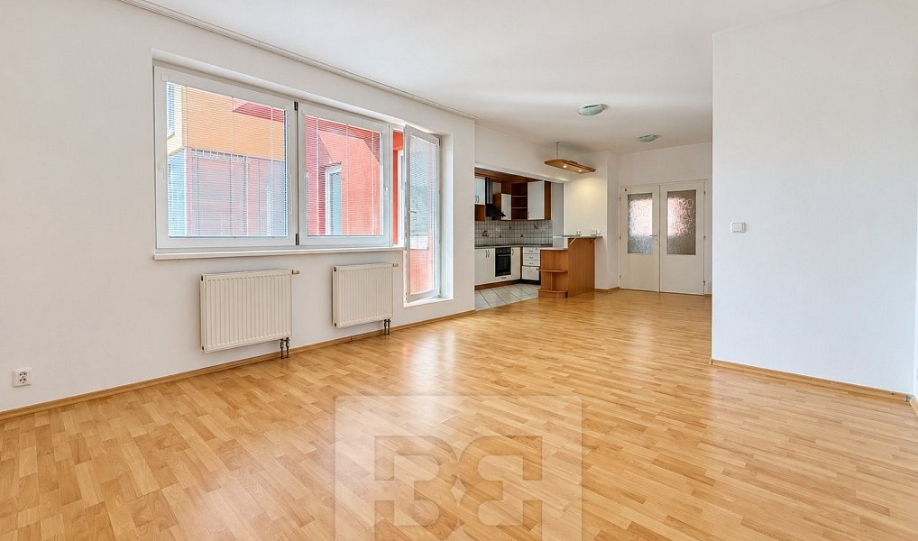 Pronájem bytu 2+kk 69 m², Zlín – náhled fotky 2