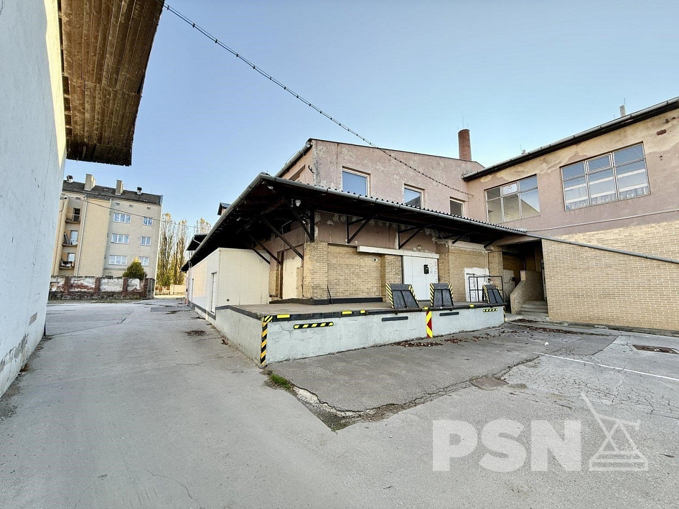 Pronájem výrobních prostor 949 m² — photo 4