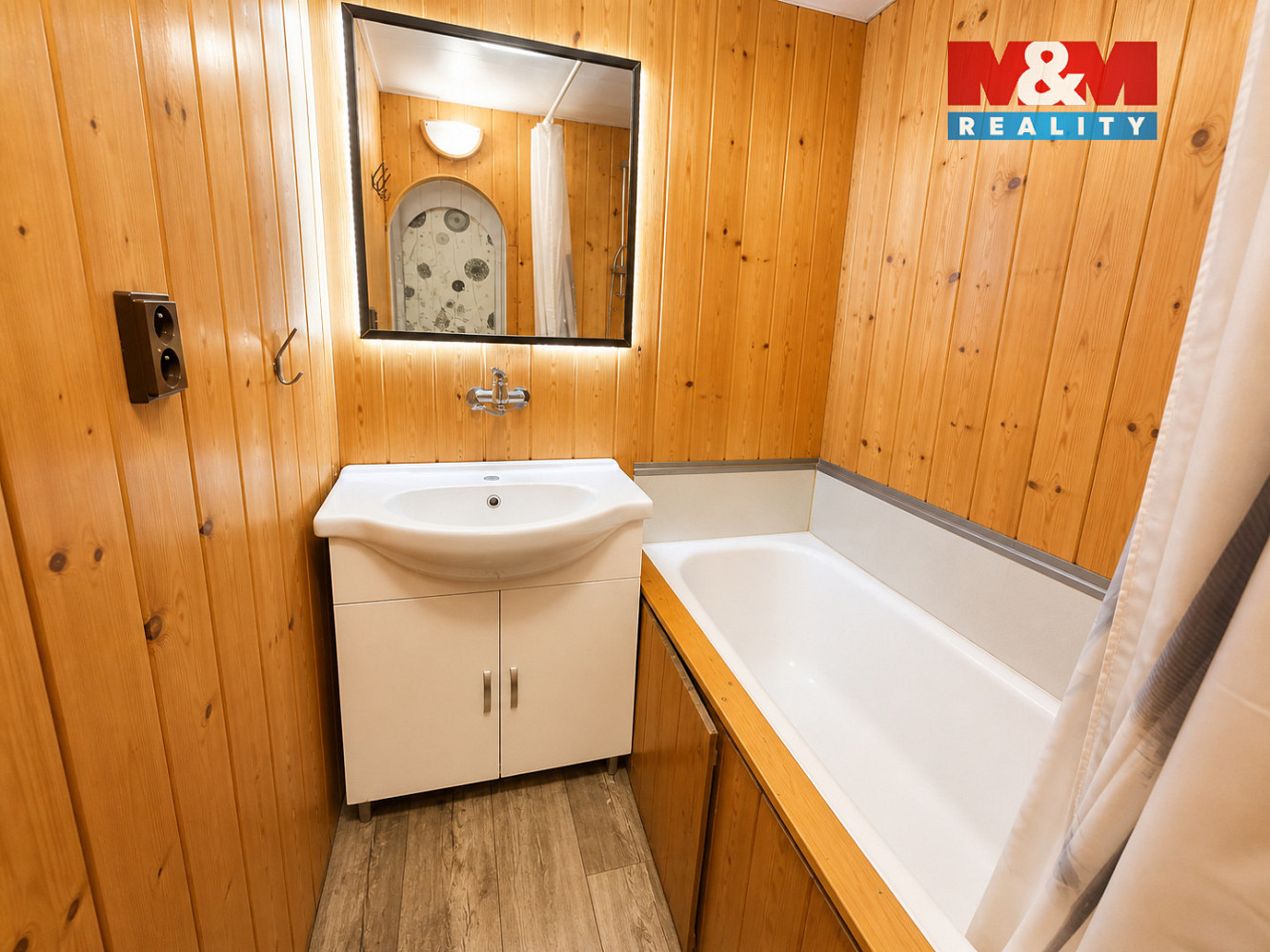 Prodej bytu 2+1 61 m² – fotografie 3
