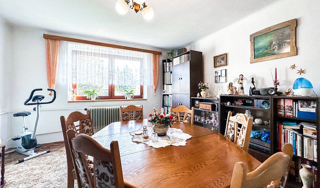 Prodej domu 300 m² s pozemkem 801 m², Komárov – náhled fotky 10