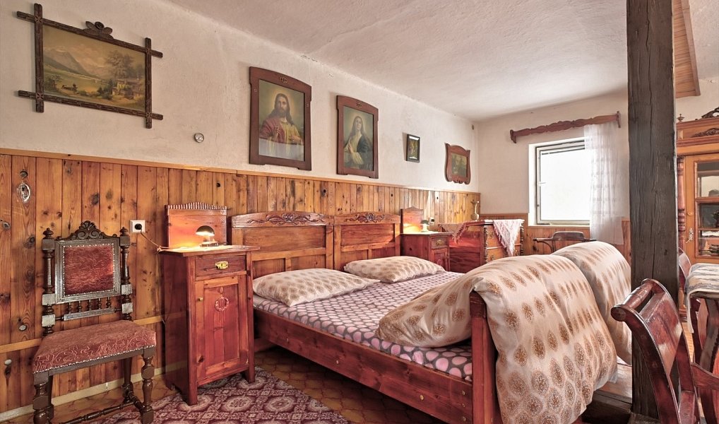 Prodej chaty/chalupy 245 m² s pozemkem 610 m², Dolní Kalná – náhled fotky 2