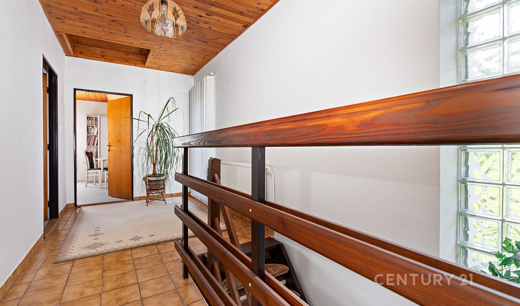 Prodej domu 193 m² s pozemkem 772 m², Plzeň – náhled fotky 7