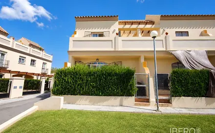 Prodej domu 130 m² s pozemkem 130 m², La Duquesa, Španělsko