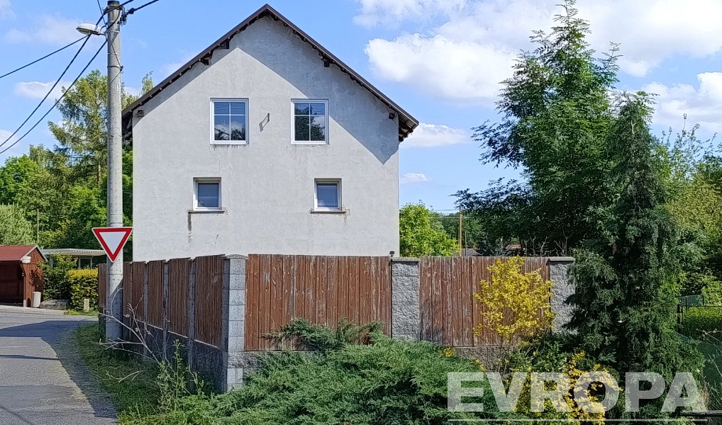 Prodej domu 180 m² s pozemkem 604 m², Děčín – náhled fotky 2