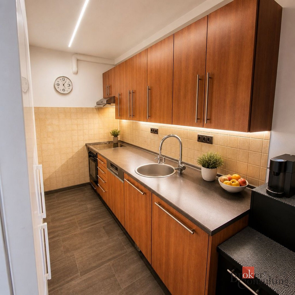 Prodej bytu 3+kk 81 m² — photo 2