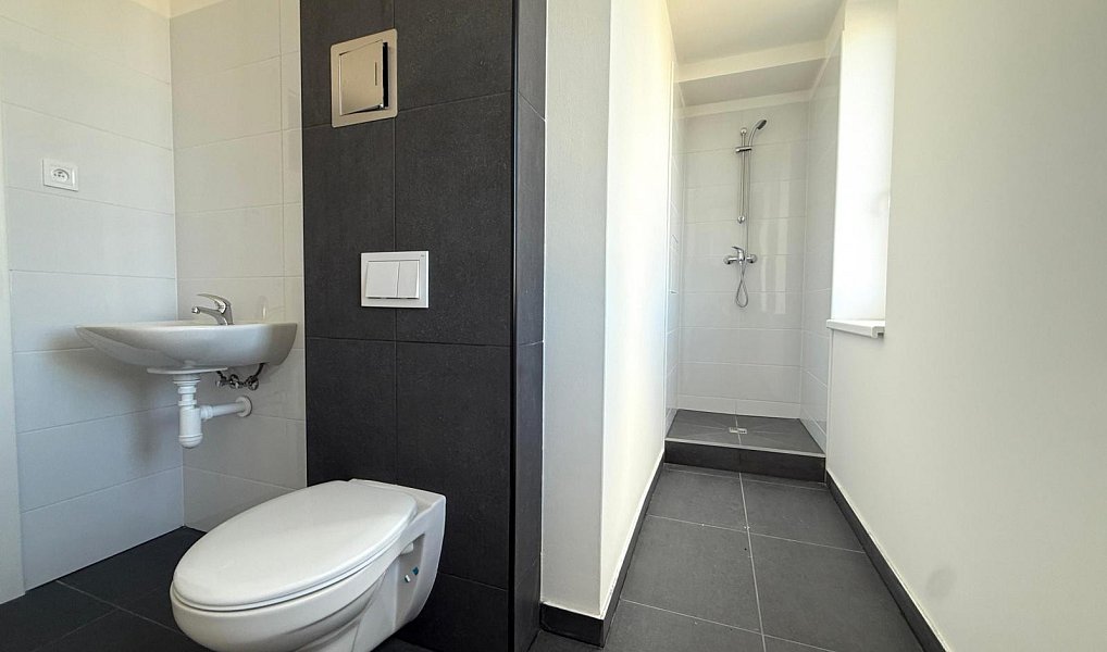 Pronájem bytu 1+kk 34 m², Chomutov – náhled fotky 6