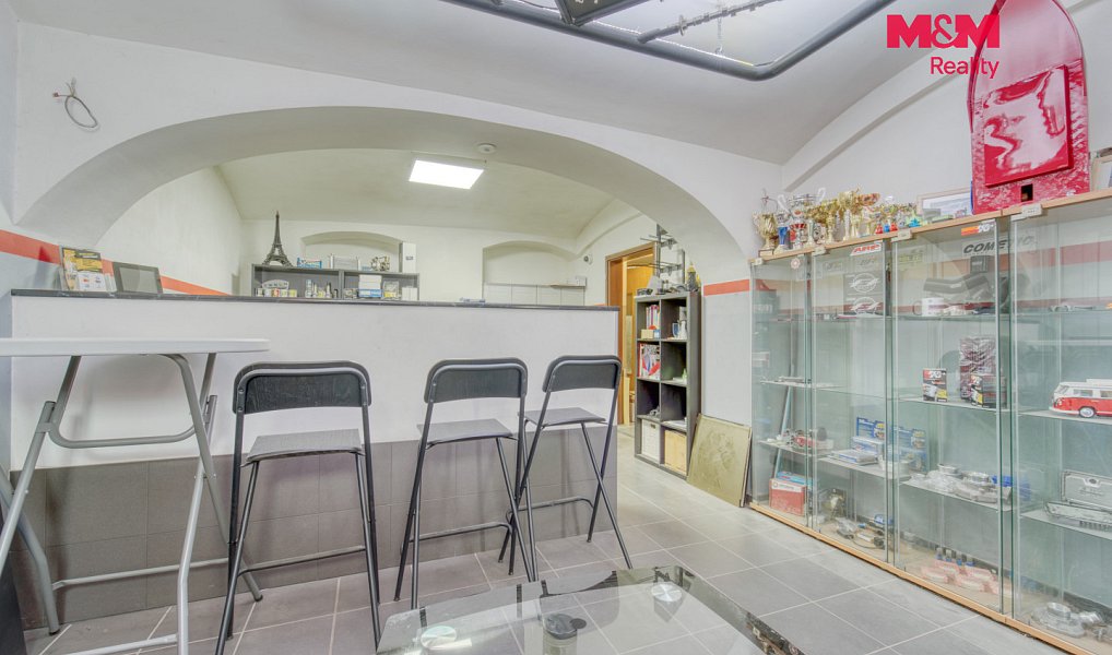 Prodej domu 189 m² s pozemkem 197 m², Králův Dvůr – náhled fotky 15