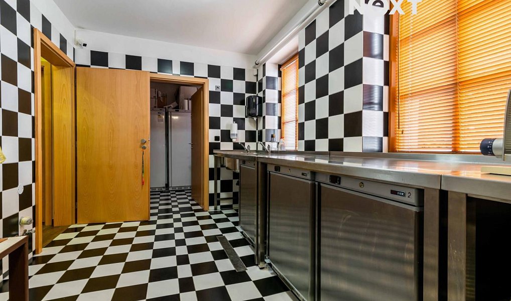 Prodej restaurace 538 m², Rakovník – náhled fotky 29
