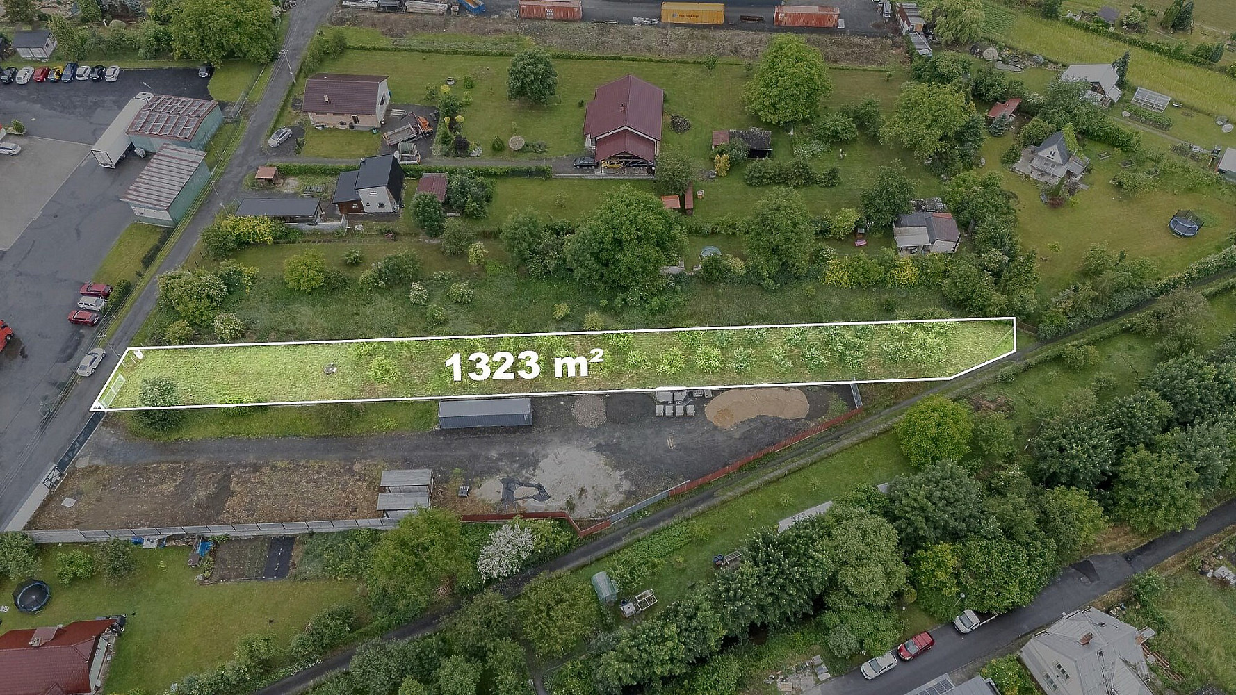 Prodej stavebního pozemku 1 323 m²