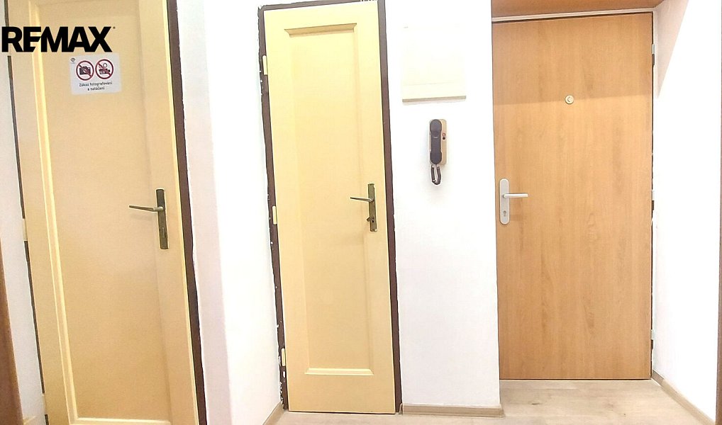 Pronájem bytu 2+kk 44 m², Praha – náhled fotky 6