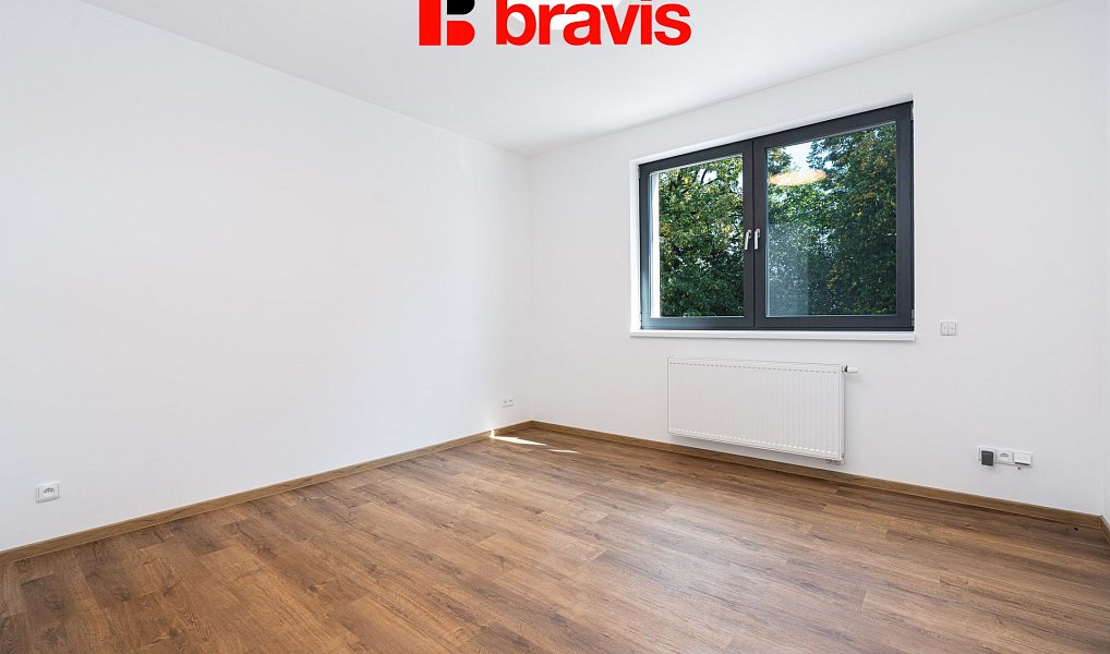 Pronájem domu 230 m² s pozemkem 414 m², Brno – náhled fotky 18