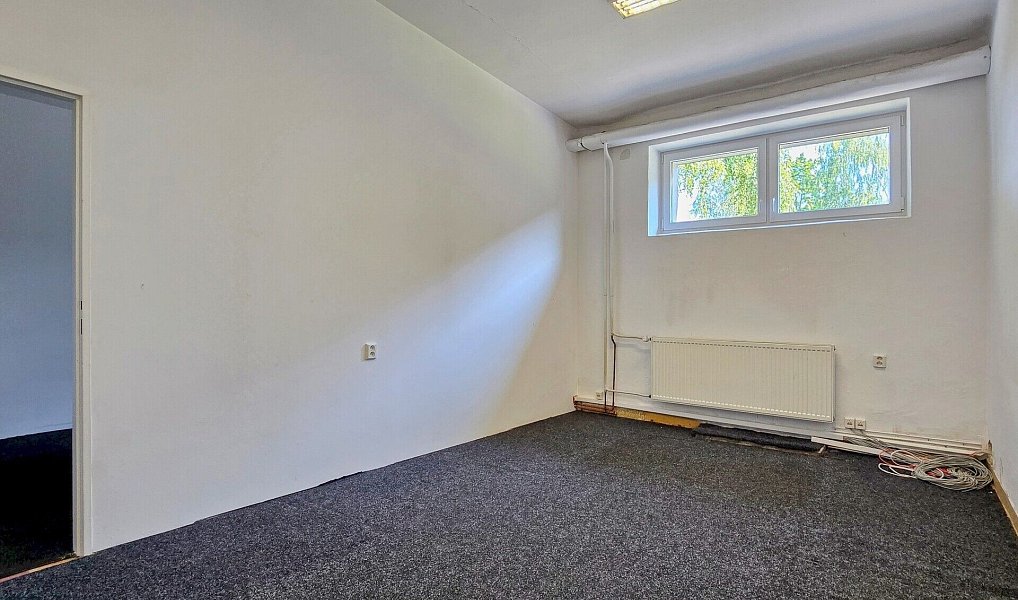 Pronájem kanceláře 280 m², Karviná – náhled fotky 7
