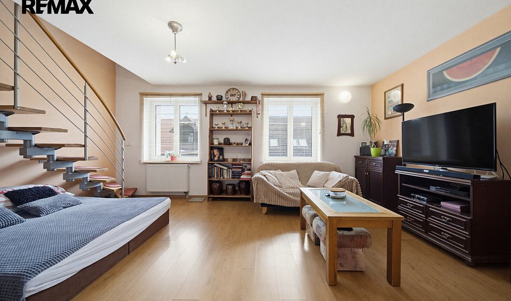 Prodej bytu 3+1, 79 m², Praha-východ, Mnichovice