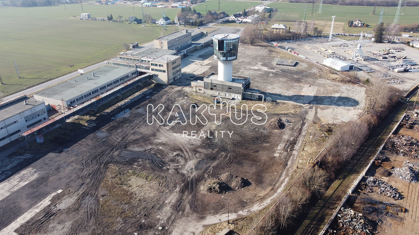 Pronájem komerčního objektu (jiného typu) 8 000 m² — photo 4