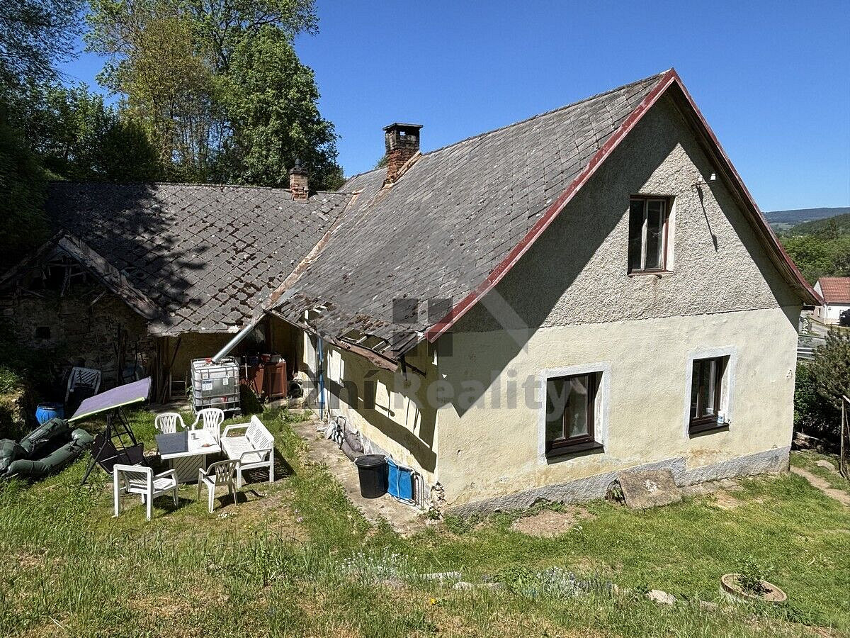 Prodej domu 180 m² s pozemkem 1 231 m² – další