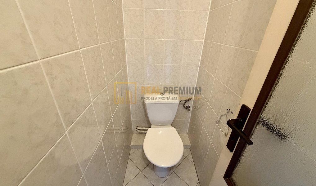Prodej domu 200 m² s pozemkem 838 m², Dolní Němčí – náhled fotky 22