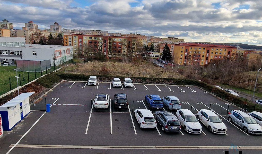 Pronájem parkovacího stání v Mostě, ul. Tyršova, Most – náhled fotky 6