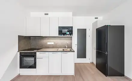 Pronájem bytu 1+kk 33 m², Poděbradská, Praha 9 - Hloubětín