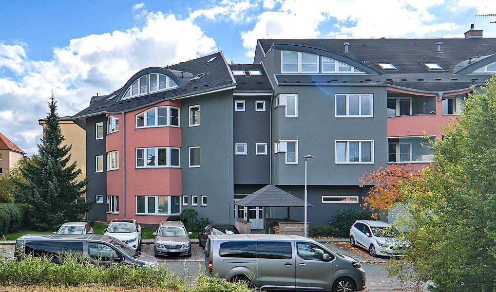 Pronájem bytu 2+kk 61 m², Hostivice – náhled fotky 4