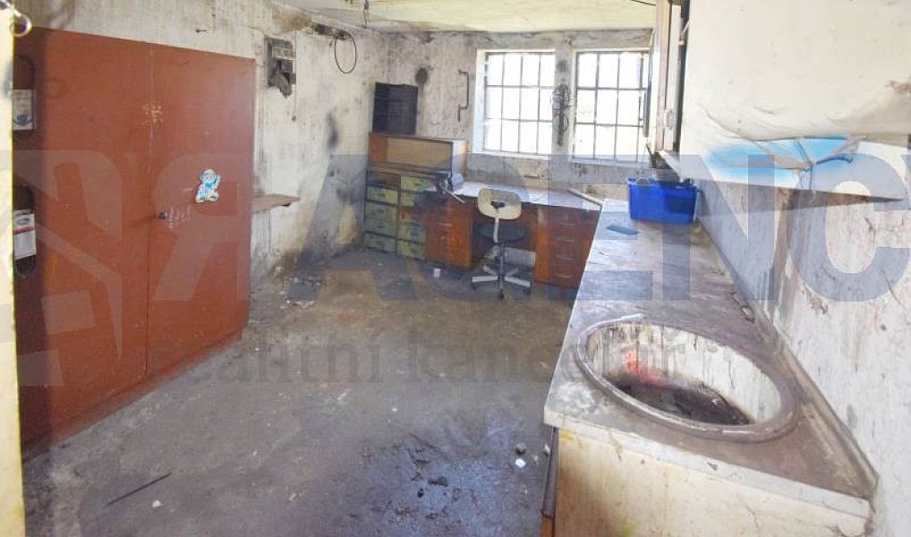 Prodej domu 415 m² s pozemkem 981 m², Semanín – náhled fotky 21