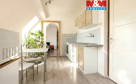 Prodej bytu 3+1 56 m², Komenského, Cvikov - Cvikov II, okres Česká Lípa