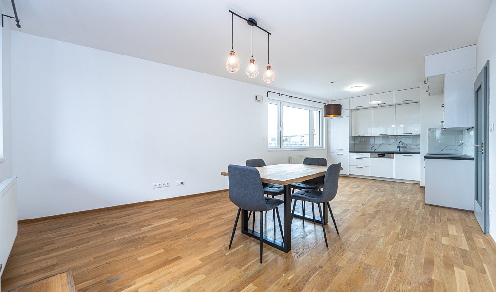 Pronájem bytu 3+kk 97 m², Praha – náhled fotky 3